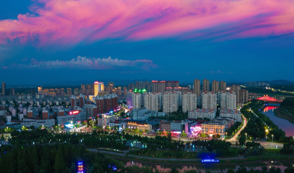 우리 시와 허페이공업대학은 합작 교류 좌담회를 거행한다